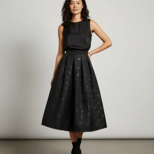 Jupe Longue Noire Motif Floral Élégante