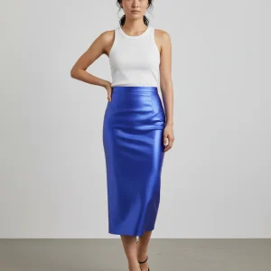 Jupe Longue Bleue Satinée Brillante Élégante