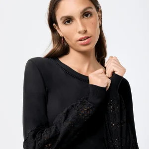 Pull Léa avec manches en dentelle