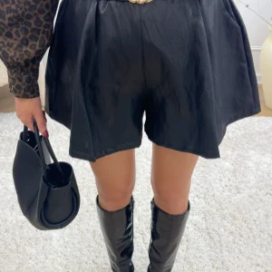 Short simili ILYESKA - noir