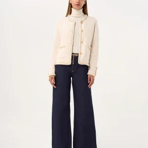 Cardigan chic à détails dorés