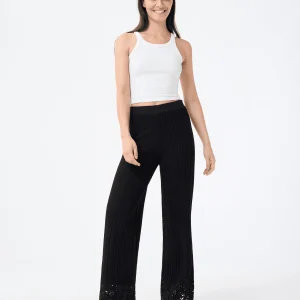 Pantalon Gaby coupe fluide & dentelle raffinée