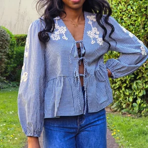 Blouse à nouer  Marjoly